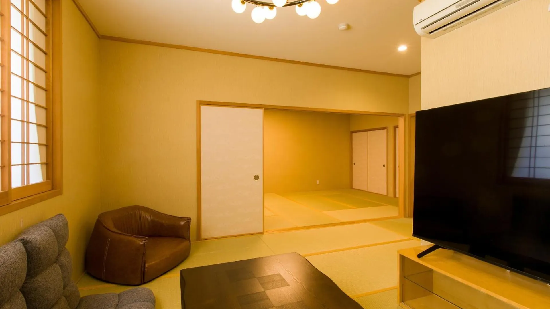 Himalaya Cloud Hotel Tokyo