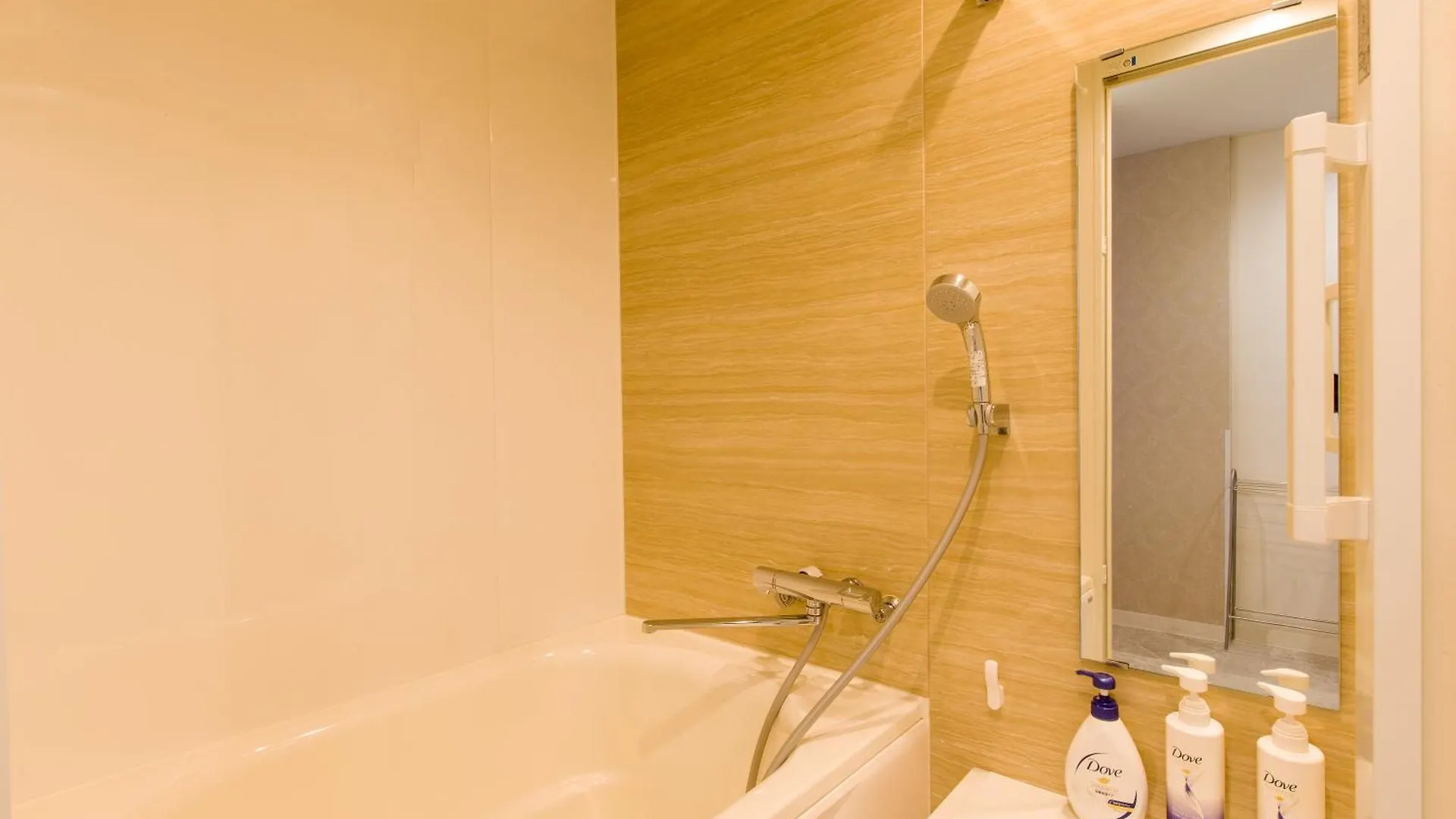 Himalaya Cloud Hotel Tokyo