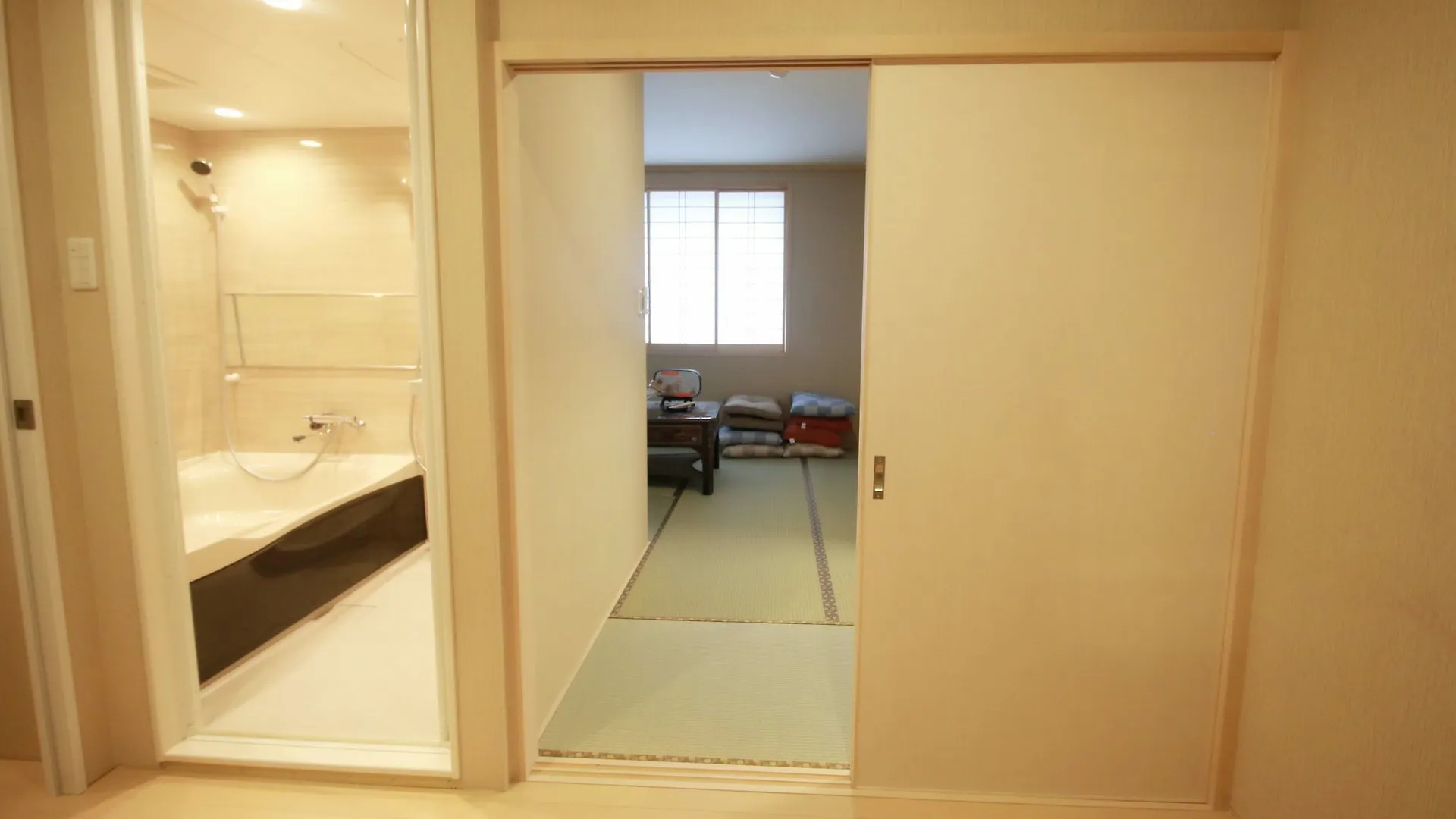 Himalaya Cloud Hotel Tokyo 3*,
