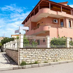 Maledhi Gasthuis Berat